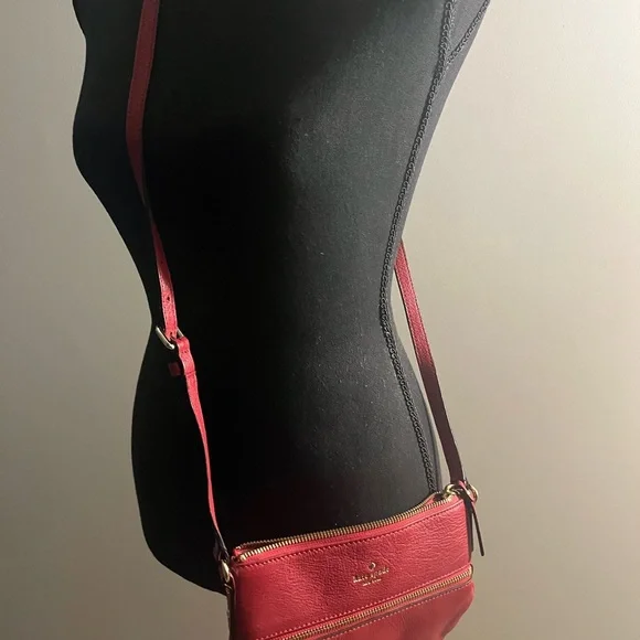Kate Spade Vibrant Red Crossbody Bag - Picture 2 of 3